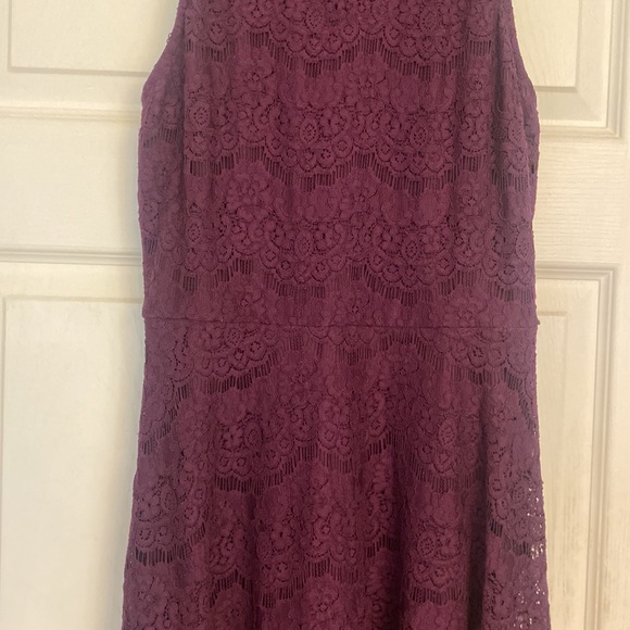Francesca's Collections Dresses & Skirts - Francescas burgundy lace dress size small